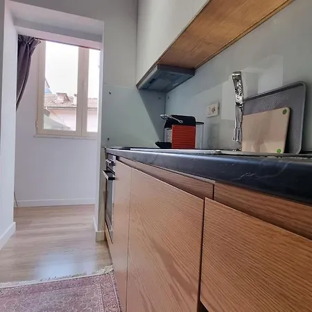 Center Apartman *